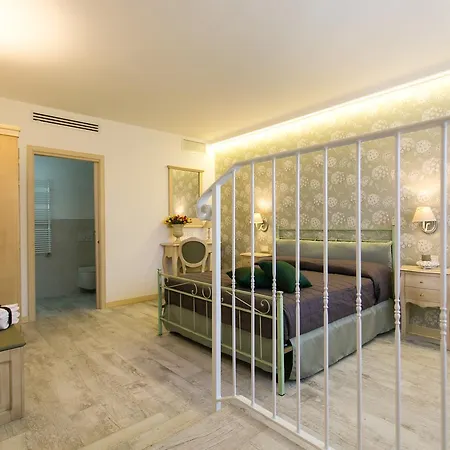 Guest House Dolce Laguna Tessera Exterior photo