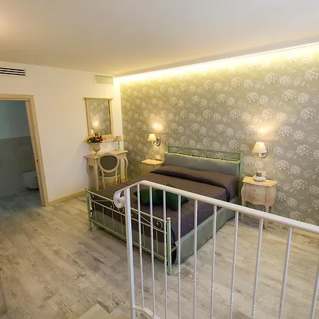 Guest House Dolce Laguna Tessera Exterior photo